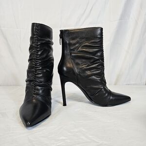 NWOB Nine West TIAA Suede Ankle Boots BOOTIE Women's Size 8